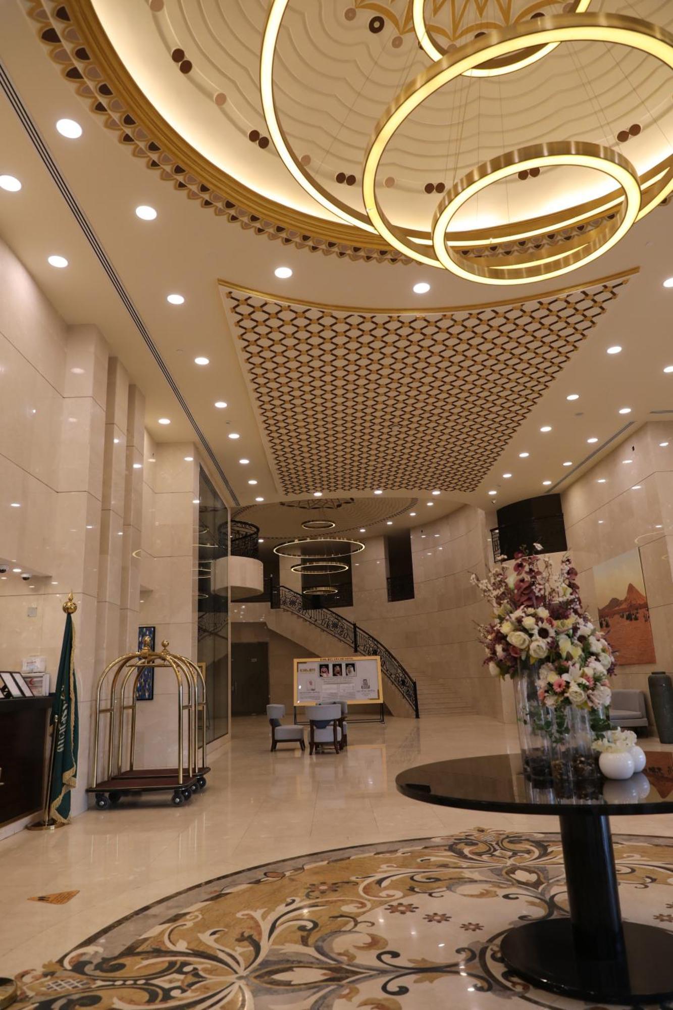 Khabti Grand Hotel Bisha Exterior photo